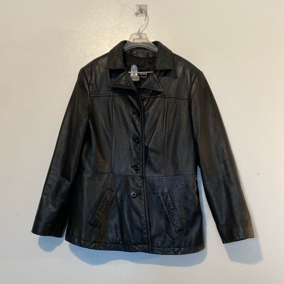 Wilsons Leather Jackets & Blazers - Wilsons black leather full front button up collard pocket leather jacket  large